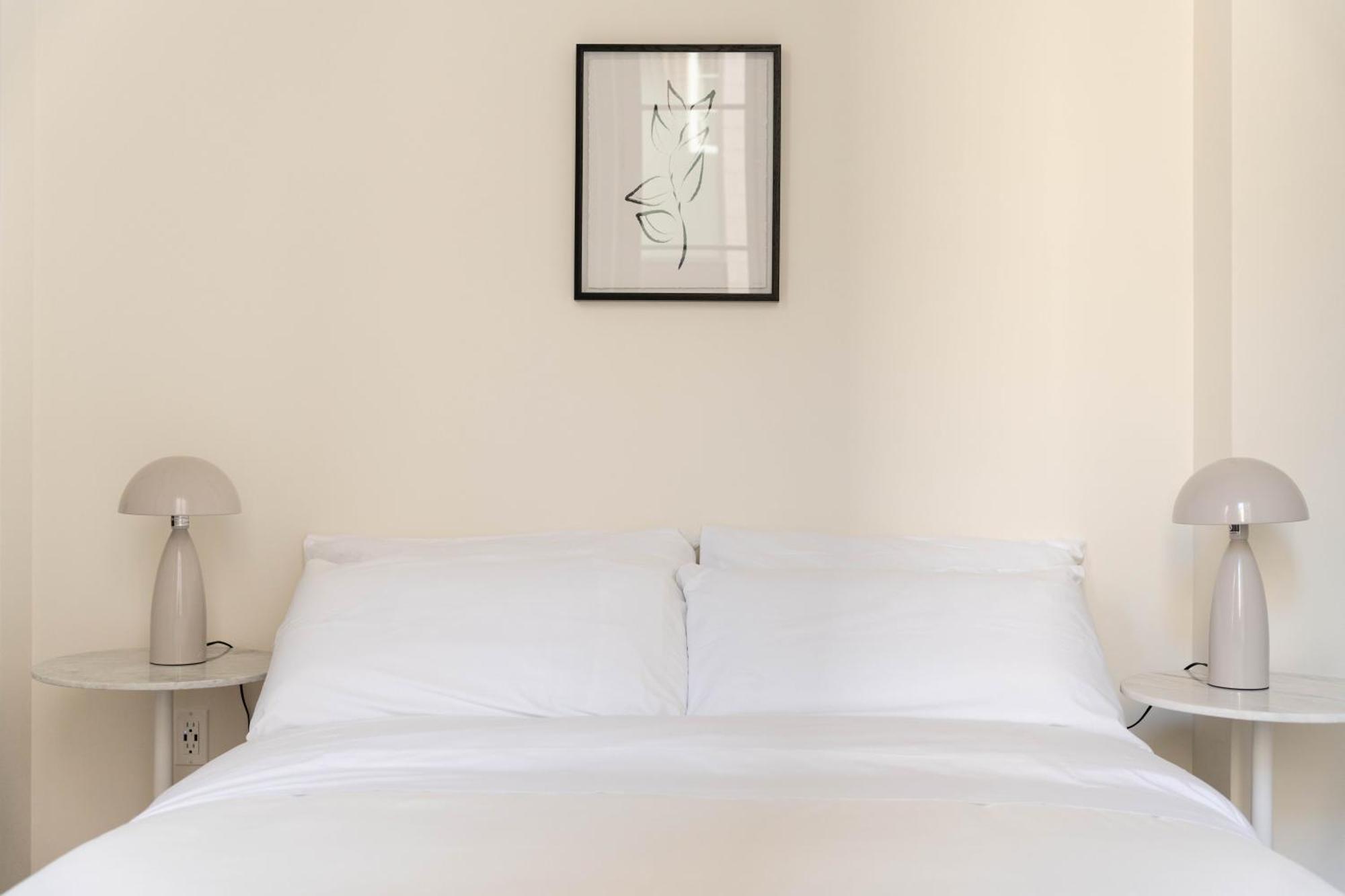 Apartment Maison Place Jacques-cartier By Luxury In Transit