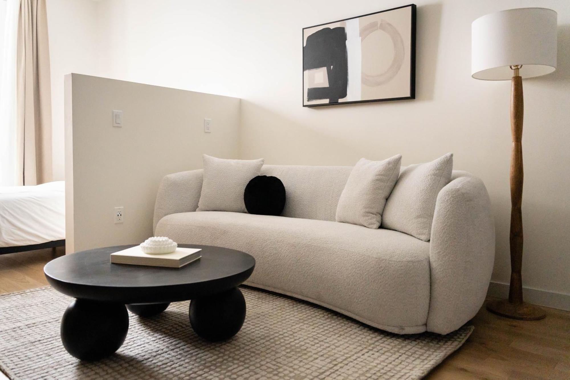 Maison Place Jacques-cartier By Luxury In Transit Apartment Montreal